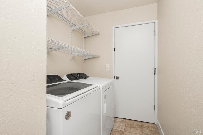 Building Photo - 436 Corte Lagos