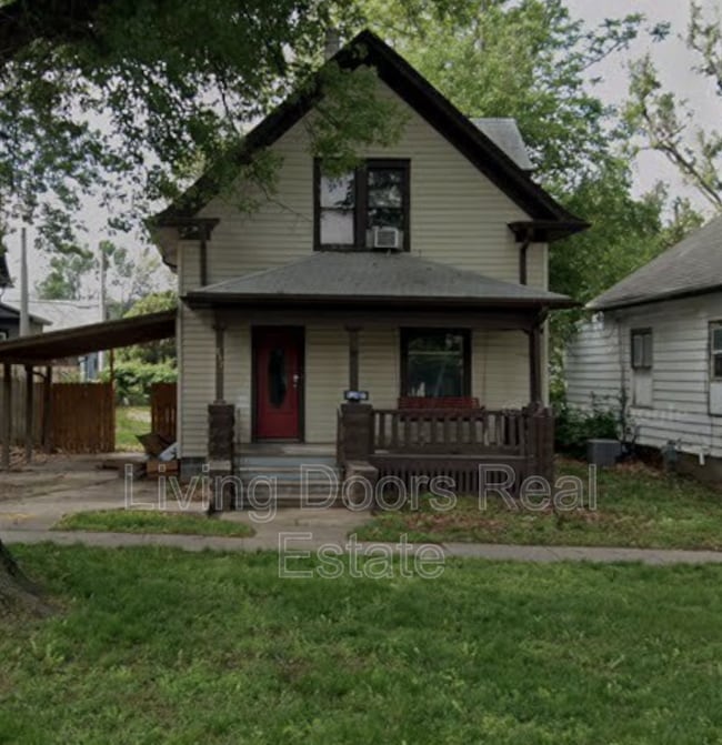 Building Photo - 837 Peach St