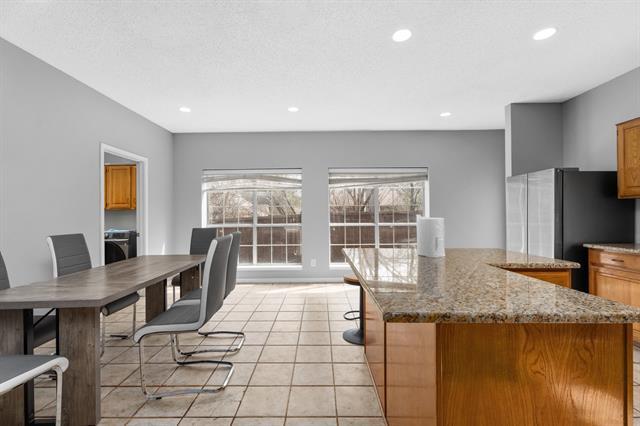 Building Photo - 2422 Whispering Cove Cir