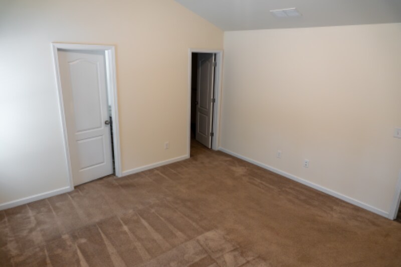 Building Photo - 2026 Jessica Dr