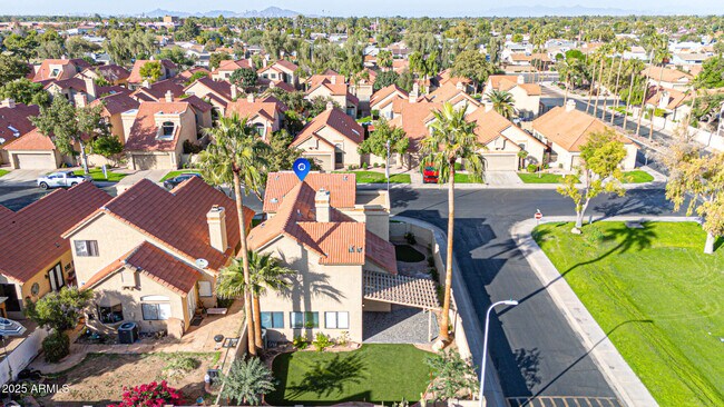 Building Photo - 4653 W Dublin St