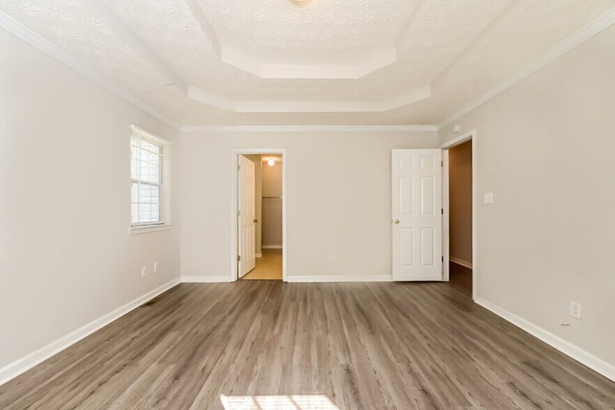 Building Photo - 407 Montgomery Pl