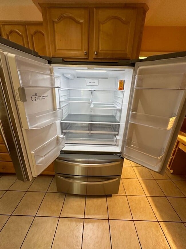 Building Photo - COMING SOON! 31807 W. Chicago, Livonia MI ...