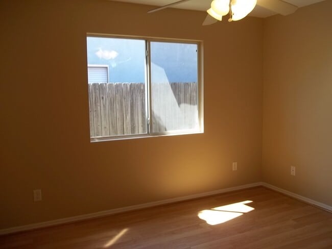 Building Photo - 6339 N Delbert Ave