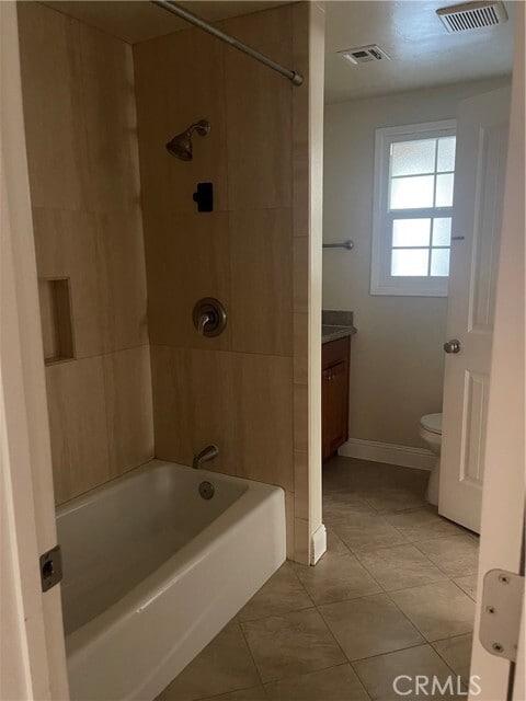 Building Photo - 10140 W Live Oak Ave