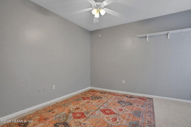 Building Photo - 9744 Summer Grove Way W