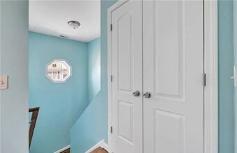 Building Photo - 800 Seaview Ave