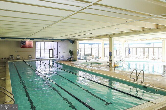 Building Photo - 3310 N Leisure World Blvd