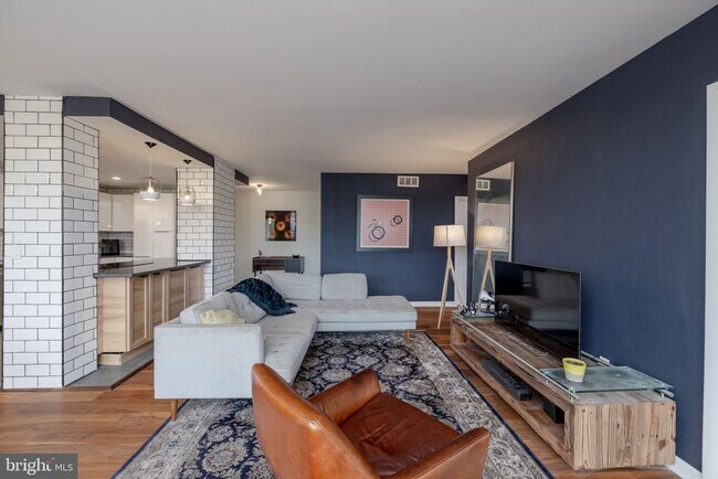 Building Photo - 5500 Holmes Run Pkwy