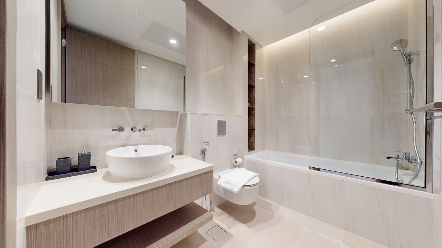 Building Photo - 576 Business Park Dr