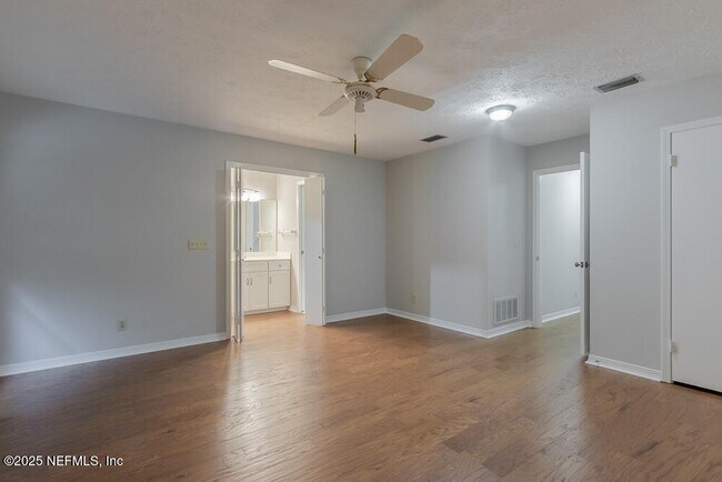 Building Photo - 5430 Woodwind Terrace