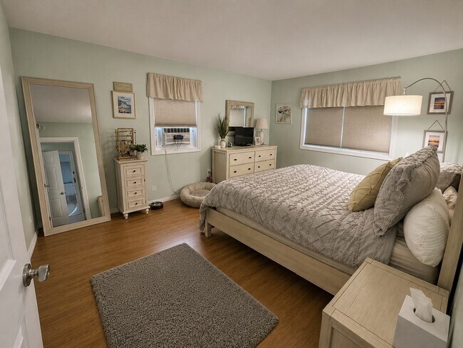 Building Photo - 59 Monadnock St
