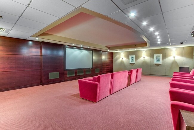 Building Photo - 6 Museum Way