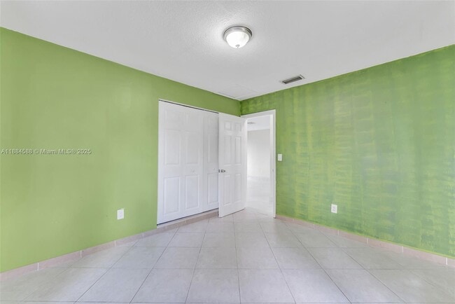 Building Photo - 7557 Farragut St
