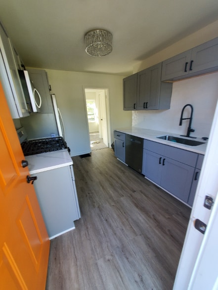 Building Photo - 2012 Marston Rd