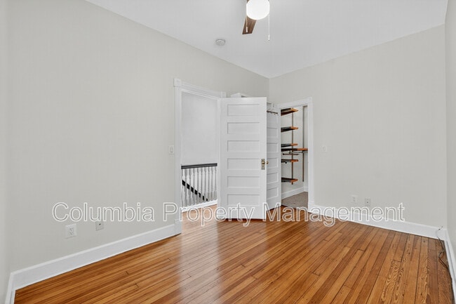 Building Photo - 1427 Monroe St NW