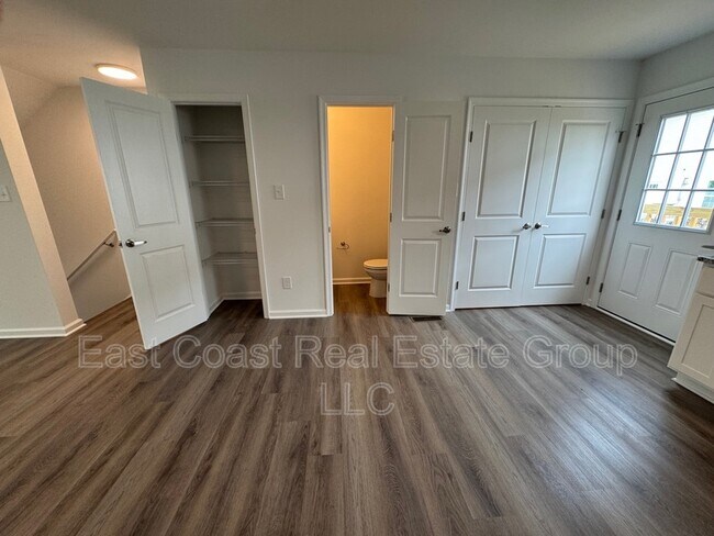 Building Photo - 52 Snowdrop Ct