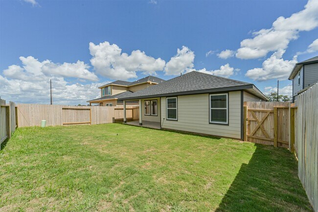Building Photo - 8039 Marconi Corsco Dr