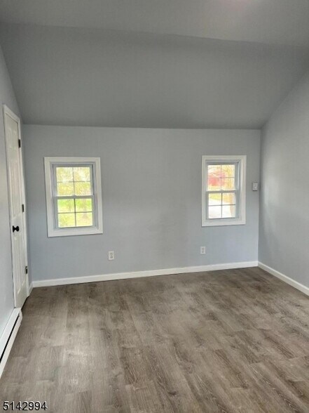 Building Photo - 182 Stephensburg Rd