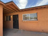 Building Photo - 4904 S 13th Ave