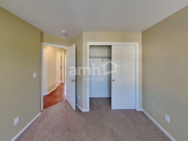 Building Photo - 22414 Quail Run Ln