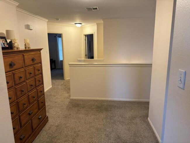 Building Photo - 21910 Goldcrest Run