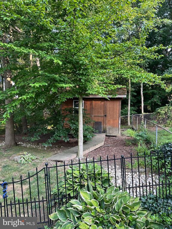 Building Photo - 6707 Grey Fox Dr