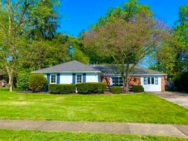 Building Photo - 9505 Tiverton Way