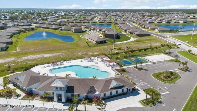 Building Photo - 7144 Topaz Dr