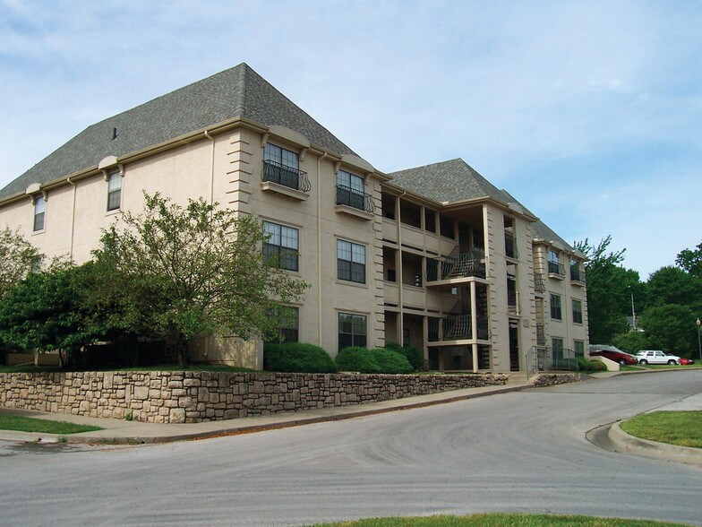 Arrow's Mark Apartments 81158147 Troup Ave Kansas City KS 66112