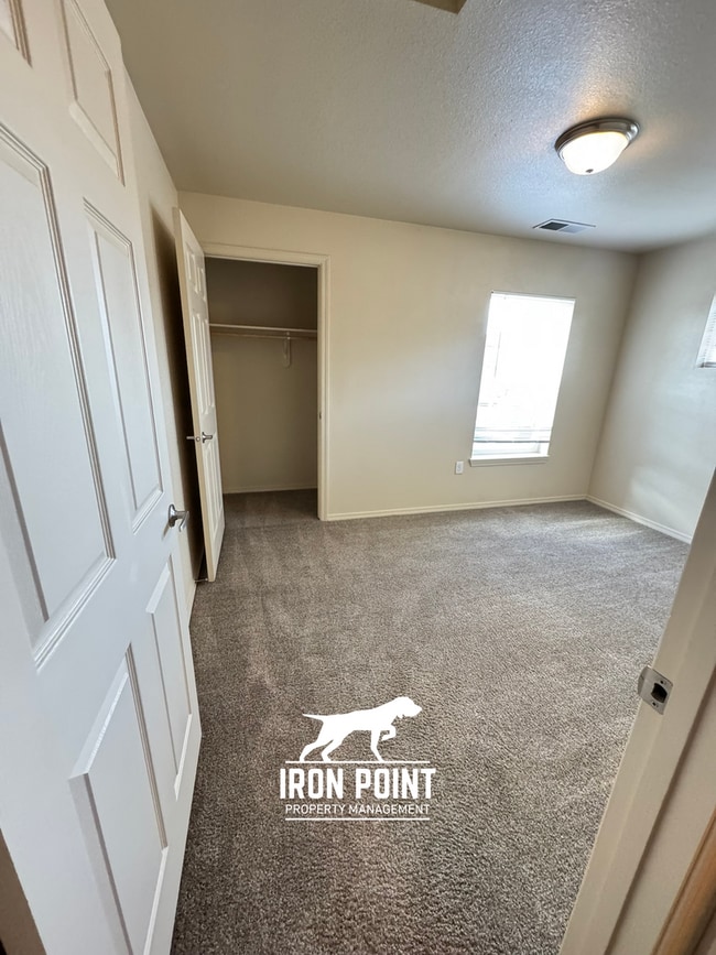 Building Photo - 11112 W Brassy Cove Loop