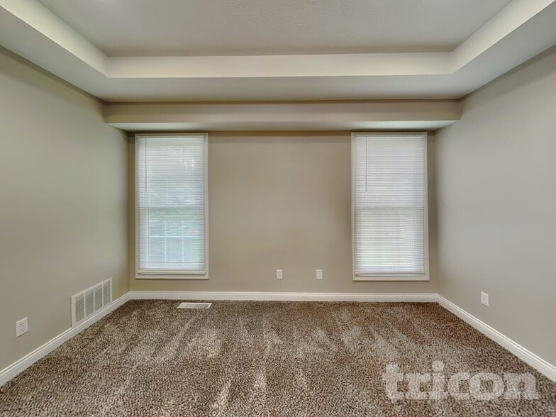 Building Photo - 3279 Wheaton Ct