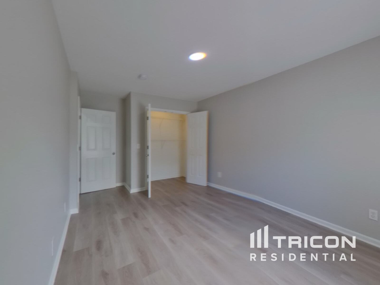 Building Photo - 211 Boxwood Ln
