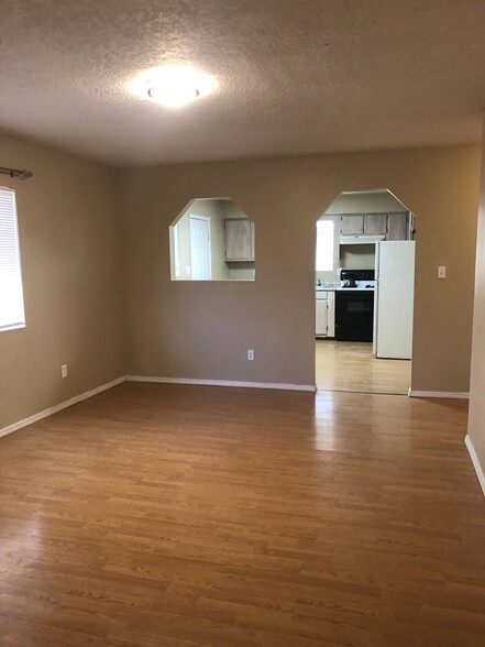 Building Photo - 337 Gorman Ave