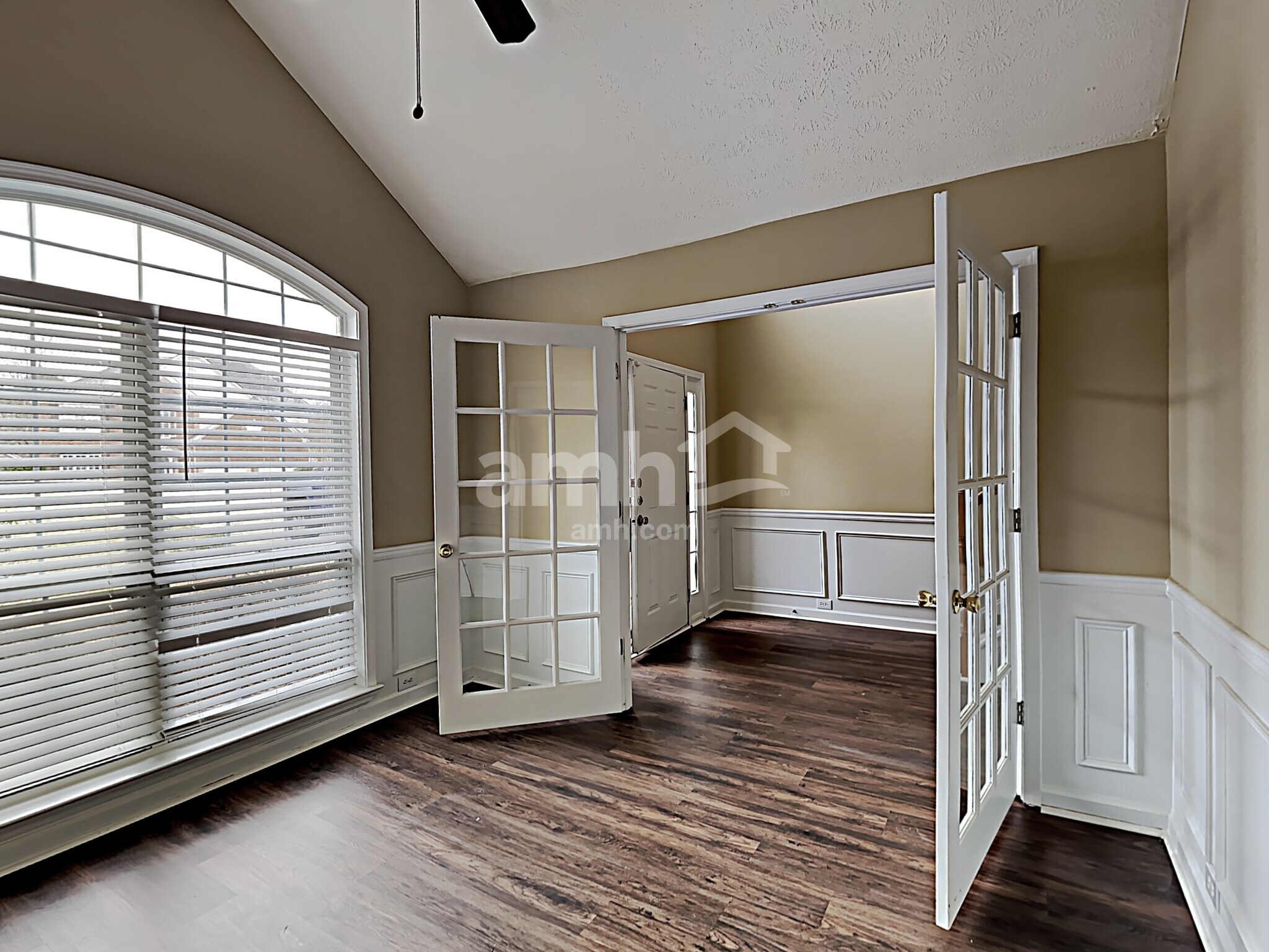 Building Photo - 3915 Madison Bnd NW