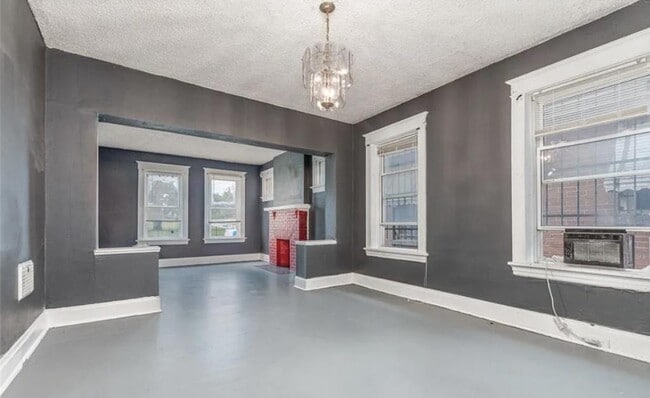 Building Photo - 5410 Emerson Ave