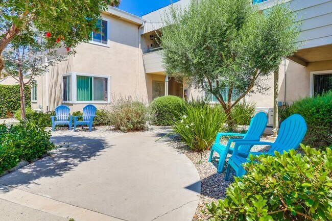 Building Photo - 4111 Somerset Dr