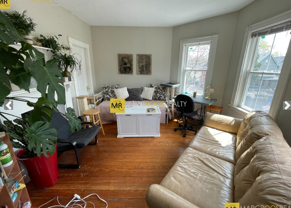 Building Photo - 5 Durham St