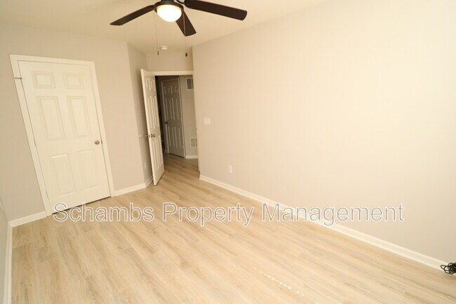 Building Photo - 8631 Neuse Club Ln