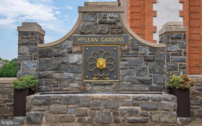 Building Photo - 3620 38th St NW