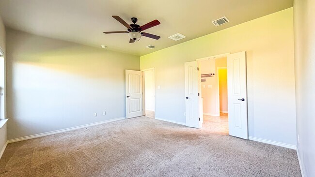 Building Photo - 1617 Twin Falls Dr