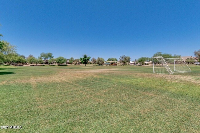 Building Photo - 906 E Pasture Canyon Dr