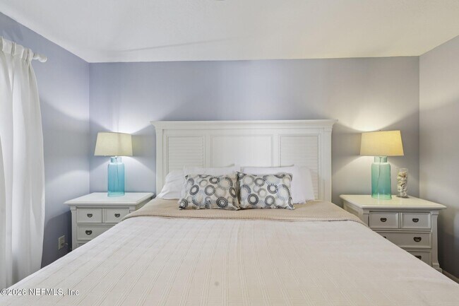 Building Photo - 204 Sixteenth St