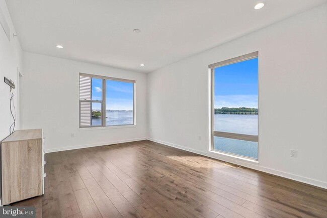 Building Photo - 3213 Birchview Walk