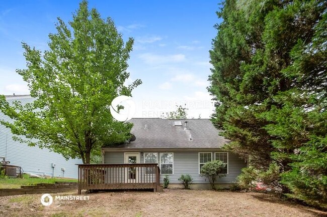 Building Photo - 5320 Brickleberry Way