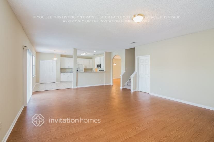 Building Photo - 1656 Hawkins Cove Dr E