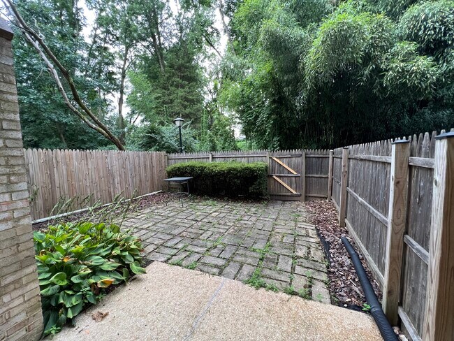 Building Photo - 2828 Lafora Ct