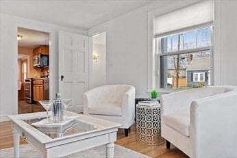 Building Photo - 27 Fuller Rd