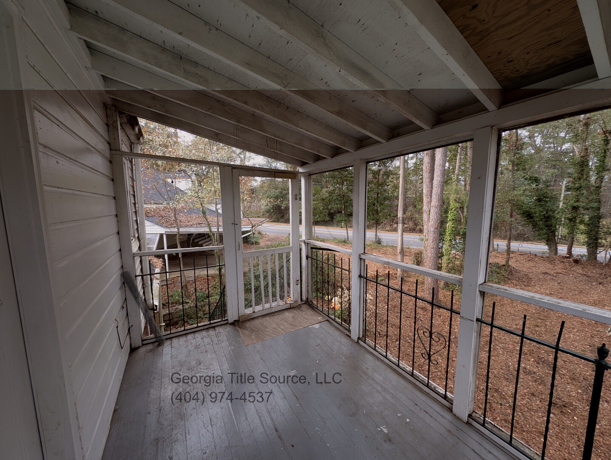 Building Photo - 227 Garden Ln