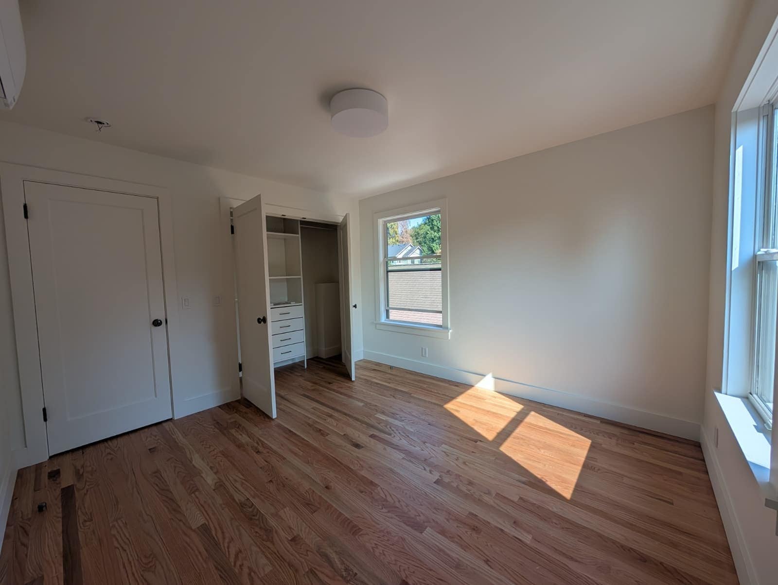 Building Photo - 5714 25th Ave NE